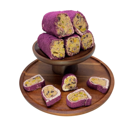 Turkish Delight Lokum  mit Mandelcreme, Pistazien & schwarzem Maulbeerpulver